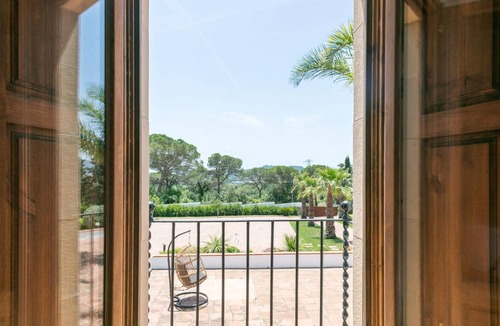 Tordera Villa | Villa 'Casa Mirador' with Mountain View, Wi-Fi and Air Conditioning