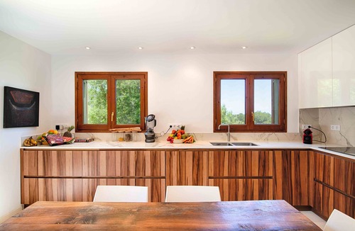 Aiguablava Villa | Villa 'Casa Romani - Begur' with Private Pool, Private Terrace and Wi-Fi