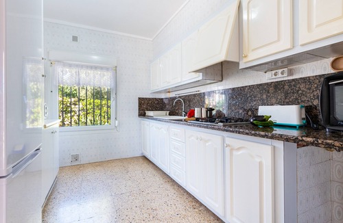 Vinaros House | Villa 'Casa Sorpresa' close to the Beach with Pool & Wi-Fi