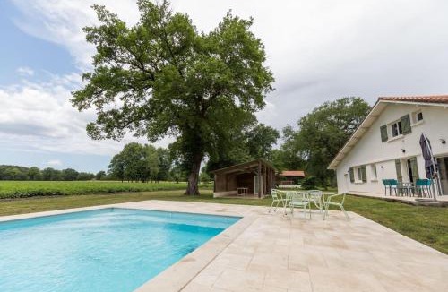 Herm House | Villa cassora