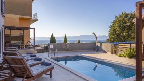 Omisalj Villa | Villa Castel Muschio by Villas Guide