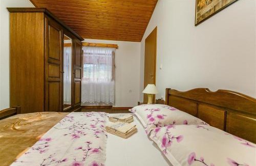 Drivenik House | VILLA CASTRA