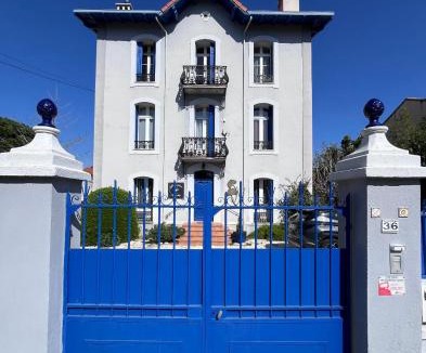 Prades House | Villa Catalana del Ginkgo