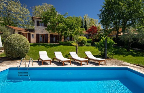 Cehici Villa | Villa Cehici by Villas Guide