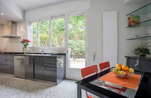 Masnou Villa | Villa Cela 5 minut. walk from the beach. Barcelona 25min. by car. A/C. Design.