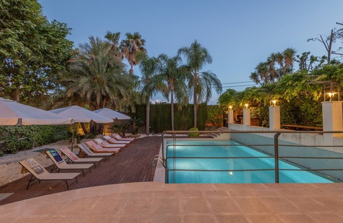 Masnou Villa | Villa 'Cela' with Sea Views, Wi-Fi and Air Conditioning