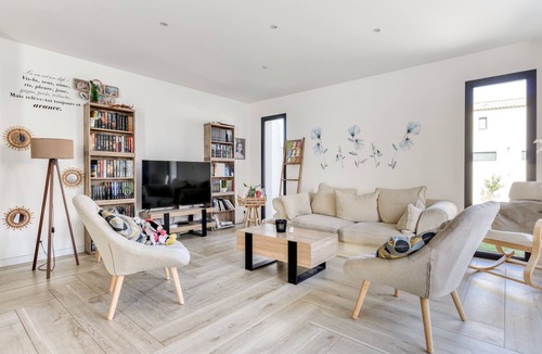 Salleles-d'Aude House | Villa Céline - House with pool