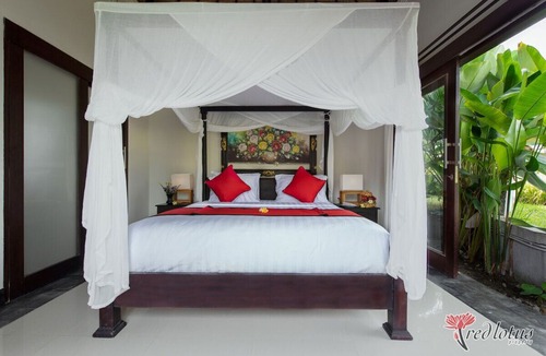 Taro House | Villa Cendrawasih B 4BR