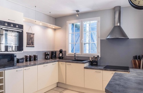 Trausse Villa | Villa Cerisier Cathare