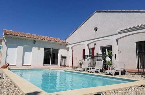 Saint-Alexandre House | Villa Chaleureuse Avec Piscine