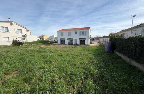 Salles sur Mer Apartment | Villa Champs et Mer