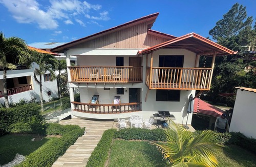 Urbanizacion Raul Ruiz Villa | Villa Channel