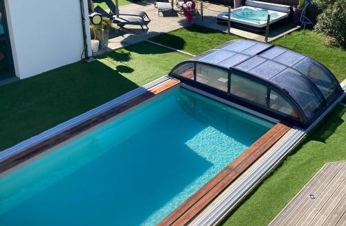 Saint-Jacques Villa | Villa Charles & Ashton