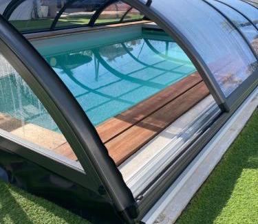 Saint-Jacques Villa | Villa Charles & Ashton