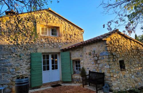 Lussan Villa | Villa charmante à Lussan avec piscine privée et jardin closa