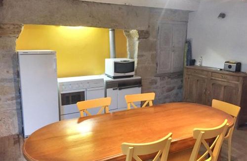 Vimenet House | Villa charmante à Vimenet avec jardin et terrasse