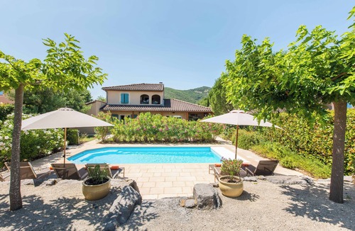Vallon-Pont-d'Arc Villa | Villa Chateauvent for 8 people with private pool