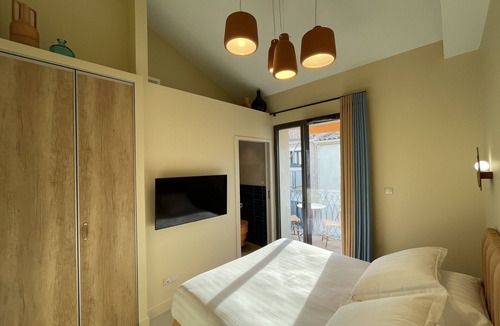 Le Grau-Du-Roi Hotel | Villa Chiesa