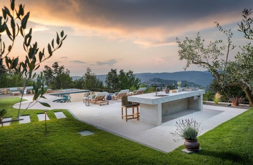 Motovun Villa | Villa Clara – A Stunning Oasis of Luxury with Large Pool, Wellness, Game Room, Fitness, and Breathtaking Views of Motovun