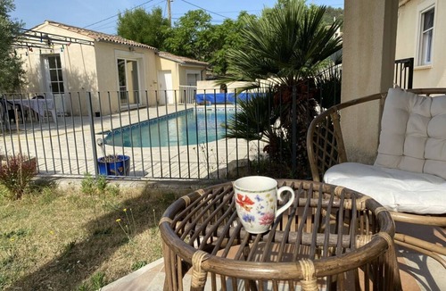 Saint-Nazaire Apartment | Villa Clauzet Provence