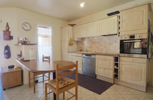 Le Grau-Du-Roi Apartment | Villa clim, piscine, animaux OK - 8 pers. - FR-1-874-35