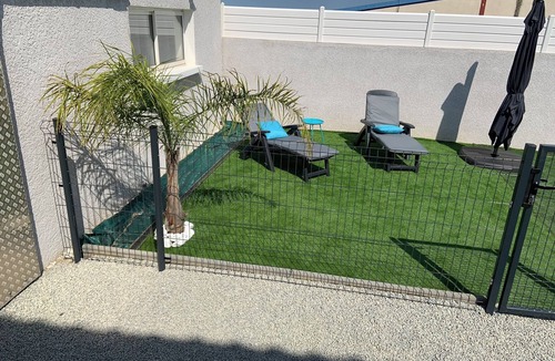 Ponteilla House | Villa Climatisée, 2 Chambres, 6 Personnes Jardin et Piscine, Emplacement Idéal