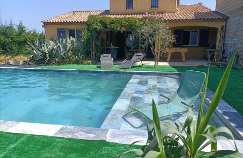 Le Pouget Villa | Villa climatisée avec grande piscine