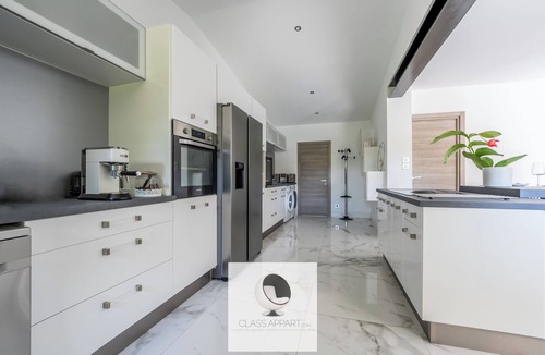 Perols Villa | Villa Climatisée Avec Piscine