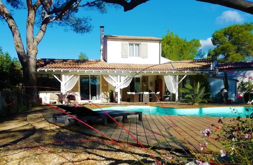 Uchaux Villa | Villa Climatisée Avec Piscine en Provence