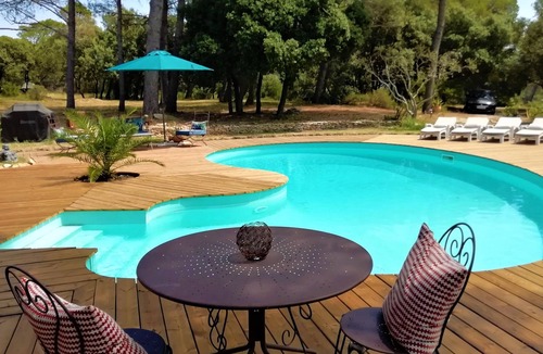 Uchaux Villa | Villa Climatisée Avec Piscine en Provence