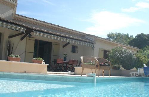 Pont-Saint-Esprit Villa | Villa climatisée avec piscine