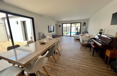 Angoulins Villa | Villa Climatiséeavec Piscine Chauffee, Proche mer