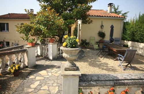 Saint-Brice Villa | Villa close to Cognac with refurbished private pool.