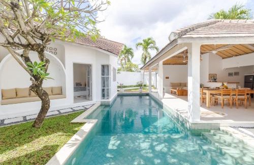 Nakula Villa | Villa Cocodrilos 1 by Pertama Management