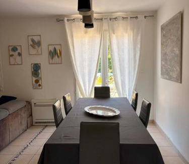 Collias House | Villa collias