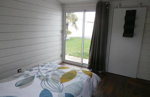 Mortagne-sur-Sevre Bed & Breakfast | Villa Coloniale