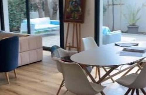 Saint-Jean-de-Vedas Villa | Villa Contemporaine au Calme