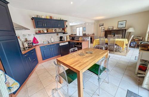 Saint-Pair-sur-Mer House | Villa contemporaine: terrasse, jardin clos, 4 chambres, proche mer et attractions - FR-1-361-74
