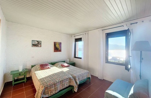 Marine de Davia Villa | Villa Corbara, 2 bedrooms, 5 persons