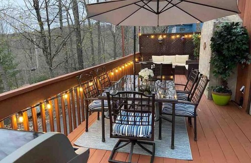 Bushkill Ski Chalet | Villa Cornelia