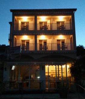 Mali Iz House | Villa Cortes