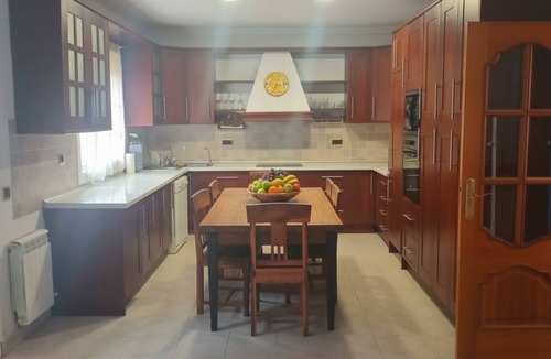 Bellvey House | Villa Costa Dorada | Pool BBQ Beach 5min