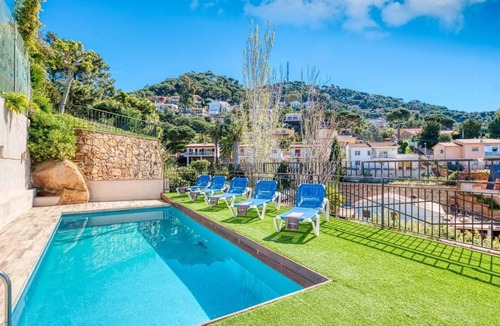 Lloret de Mar Villa | Villa 'Costacabana - Donna' with Sea View, Private Pool and WiFi
