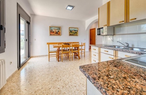 Lloret de Mar Villa | Villa "Costacabana - Jaruco" with Private Pool, 2 Private Terraces & Wi-Fi