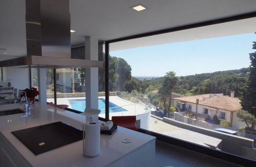Lloret de Mar Villa | Villa 'Costacabana - Summerdream' with Mountain View, Private Pool & Wi-Fi