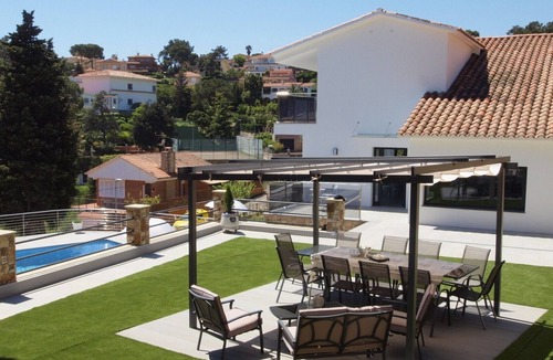 Lloret de Mar Villa | Villa 'Costacabana - Summerdream' with Mountain View, Private Pool & Wi-Fi