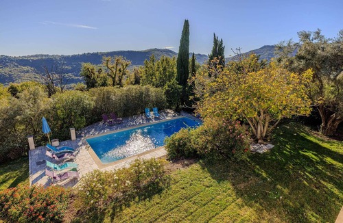 Tourrettes-sur-Loup Ski Chalet | Villa Cramond – Pool & unspoiled nature