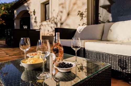 Tourrettes-sur-Loup Ski Chalet | Villa Cramond – Pool & unspoiled nature