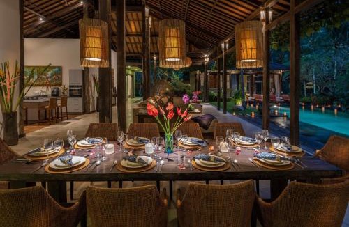 Ubud Villa | Villa Crystal Castle