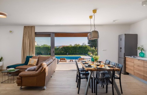 Rudine House | Villa "Cvita" with own pool